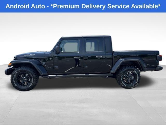 new 2024 Jeep Gladiator car, priced at $43,410