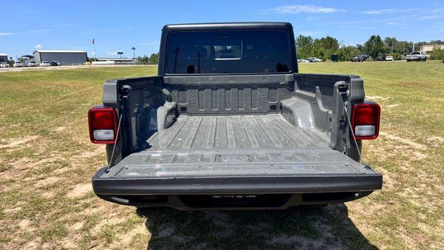 used 2023 Jeep Gladiator car, priced at $30,587