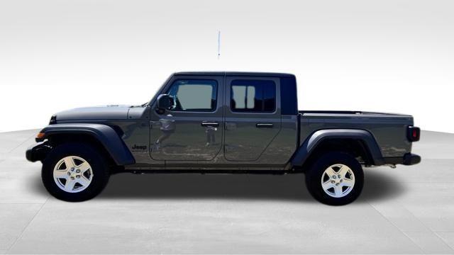used 2023 Jeep Gladiator car, priced at $30,587