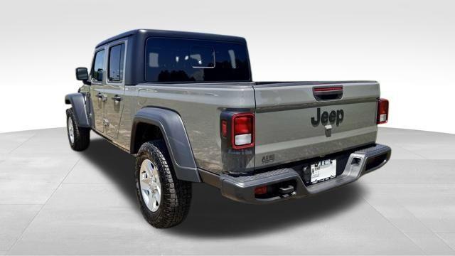 used 2023 Jeep Gladiator car, priced at $30,587