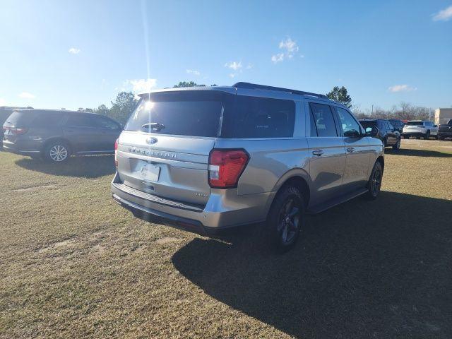 used 2022 Ford Expedition Max car, priced at $30,000