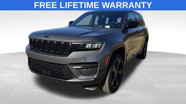 new 2025 Jeep Grand Cherokee car, priced at $38,911