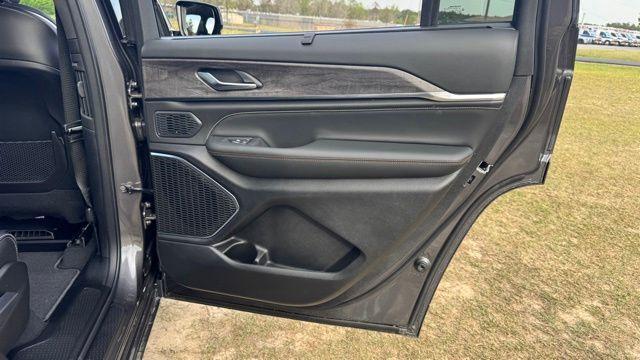 new 2025 Jeep Grand Cherokee L car, priced at $61,170