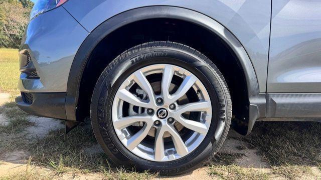 used 2021 Nissan Rogue Sport car, priced at $14,877