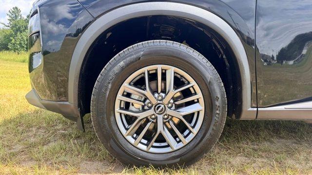 used 2023 Nissan Rogue car, priced at $22,687