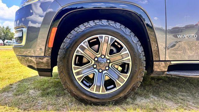 used 2022 Jeep Wagoneer car, priced at $44,198