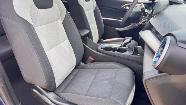 used 2024 Chevrolet Trax car, priced at $20,987