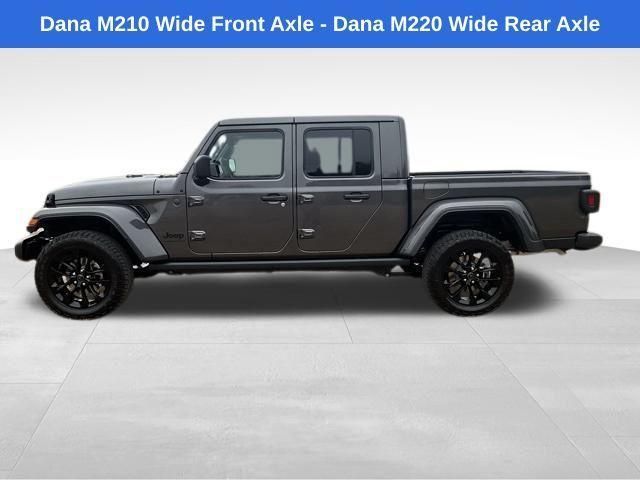 new 2025 Jeep Gladiator car, priced at $39,487