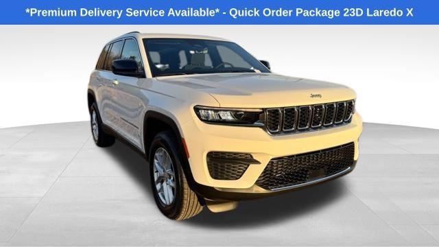 new 2025 Jeep Grand Cherokee car, priced at $34,375