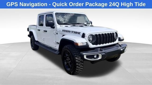 new 2025 Jeep Gladiator car, priced at $44,221
