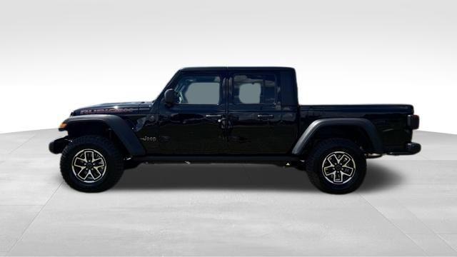 new 2025 Jeep Gladiator car, priced at $51,039