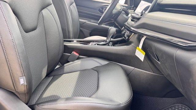 new 2025 Jeep Compass car, priced at $34,305