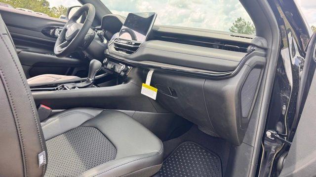 new 2025 Jeep Compass car, priced at $34,305