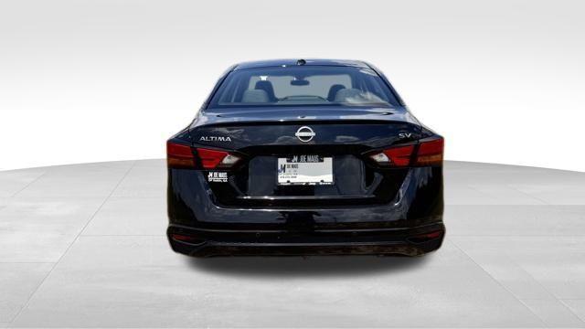 used 2023 Nissan Altima car, priced at $21,411