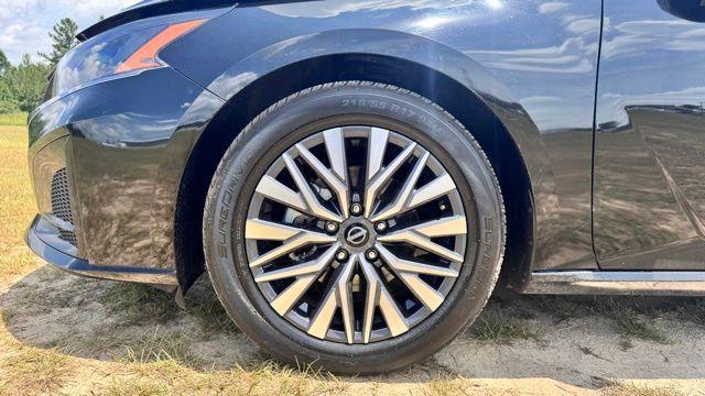 used 2023 Nissan Altima car, priced at $21,411