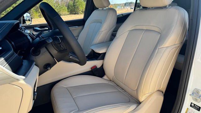 new 2025 Jeep Grand Cherokee L car, priced at $51,371