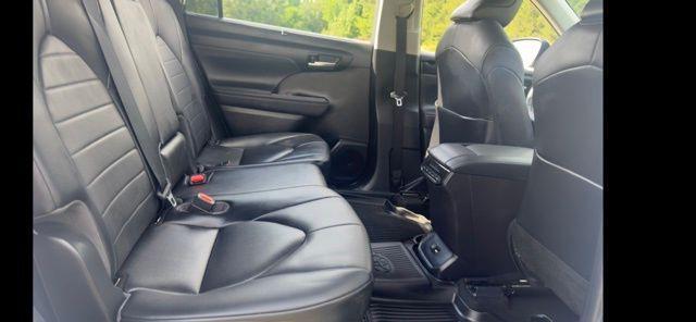 used 2021 Toyota Highlander car, priced at $28,487