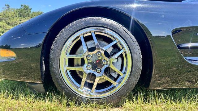 used 2004 Chevrolet Corvette car, priced at $13,687