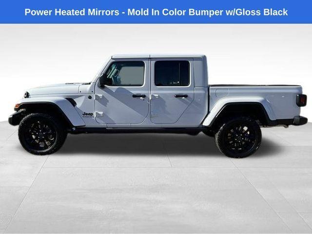 new 2025 Jeep Gladiator car, priced at $43,281