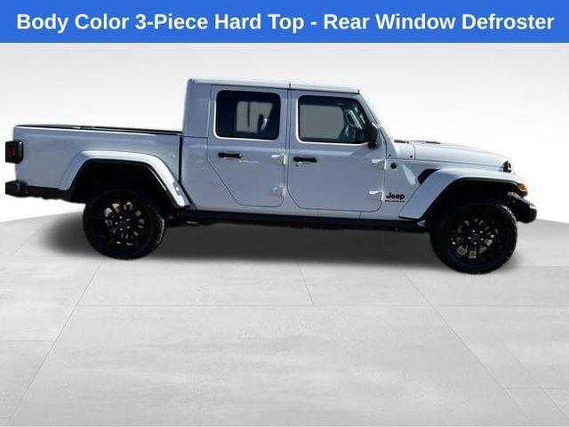 new 2025 Jeep Gladiator car, priced at $43,281