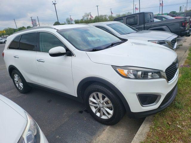 used 2016 Kia Sorento car, priced at $9,411