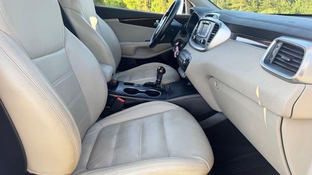 used 2016 Kia Sorento car, priced at $9,411