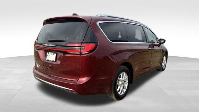 used 2021 Chrysler Pacifica car, priced at $17,987