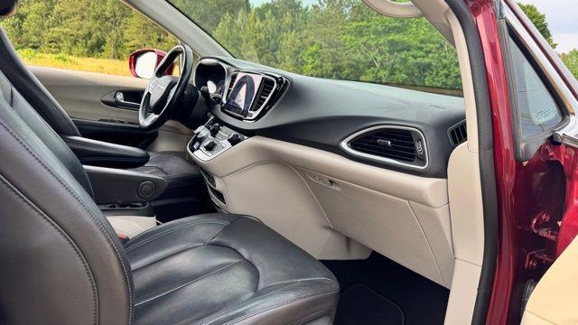 used 2021 Chrysler Pacifica car, priced at $17,987
