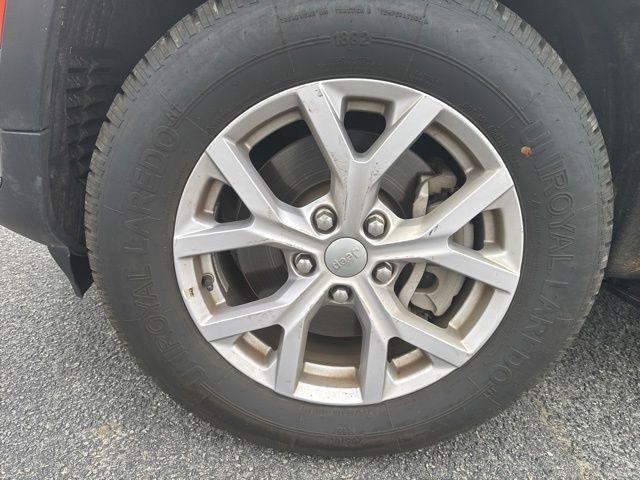 used 2021 Jeep Grand Cherokee L car, priced at $29,999