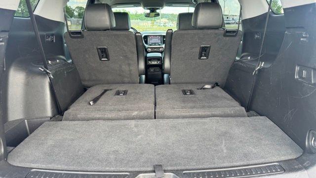 used 2023 GMC Acadia car, priced at $30,987