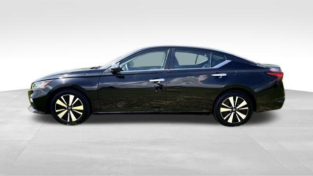 used 2022 Nissan Altima car, priced at $19,998