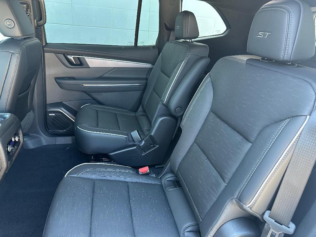 new 2025 Buick Enclave car