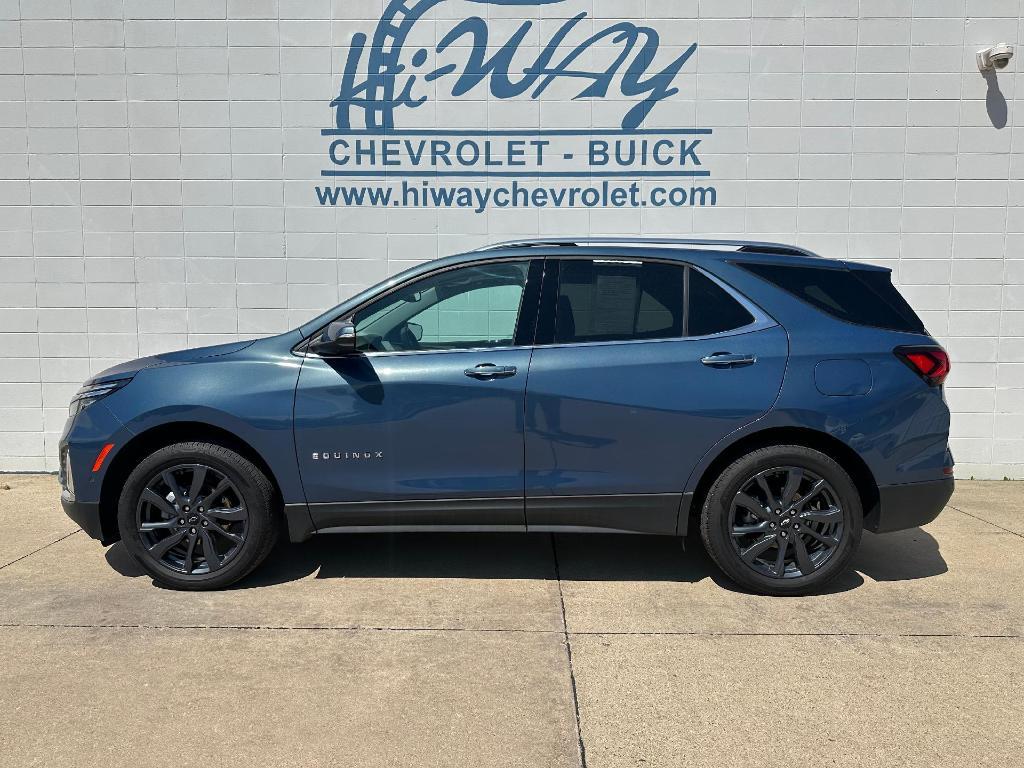 used 2024 Chevrolet Equinox car, priced at $33,900