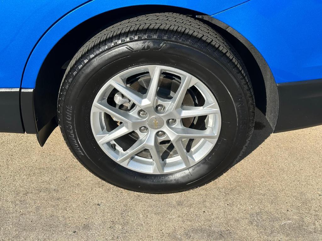 used 2024 Chevrolet Equinox car, priced at $26,900