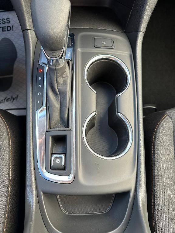 used 2024 Chevrolet Equinox car, priced at $26,900