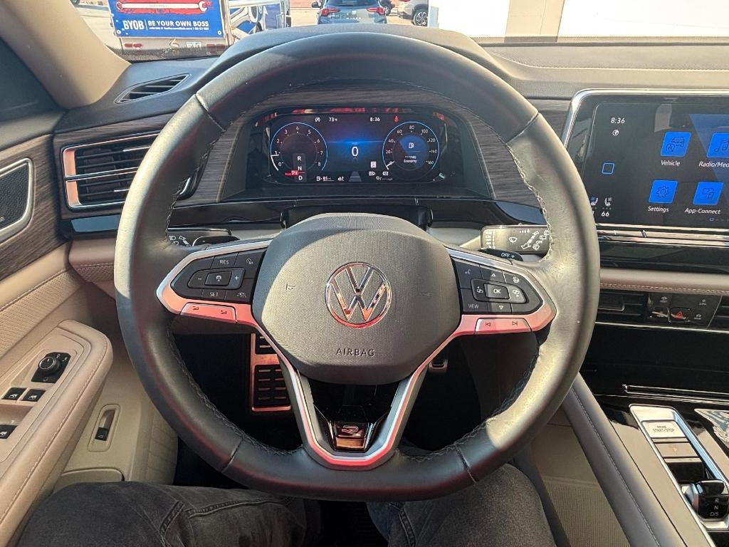 used 2024 Volkswagen Atlas car, priced at $45,900