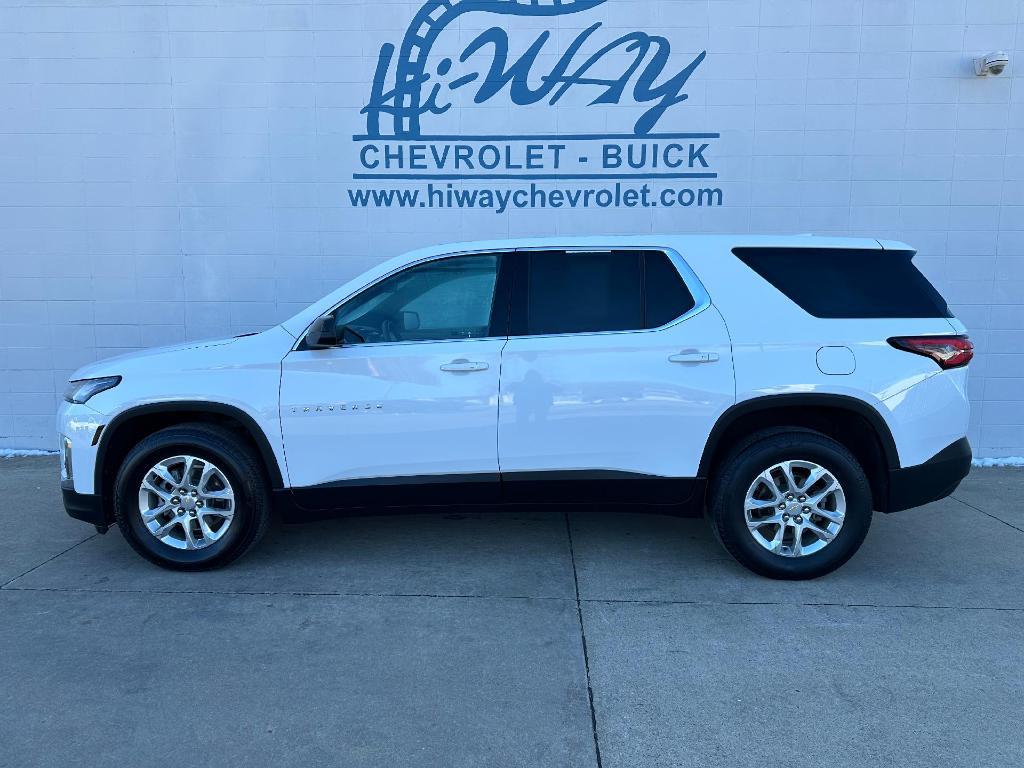 used 2022 Chevrolet Traverse car, priced at $27,900