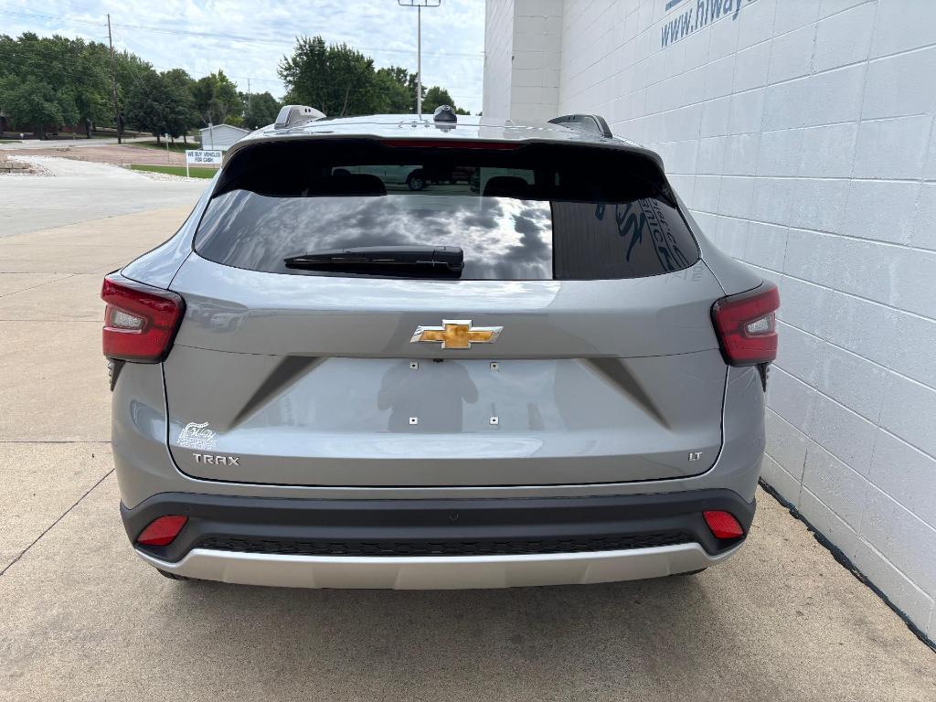 new 2025 Chevrolet Trax car, priced at $25,485