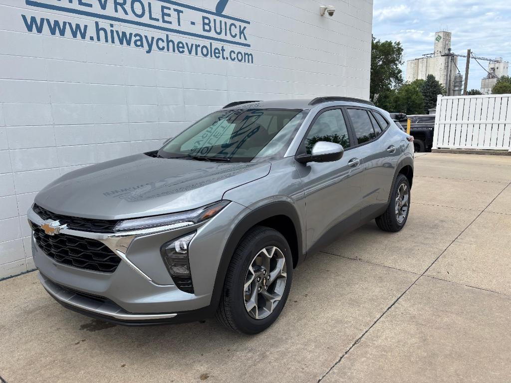 new 2025 Chevrolet Trax car, priced at $25,485