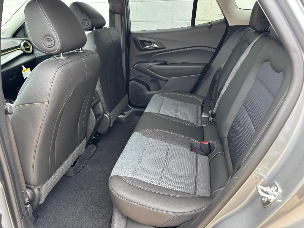 new 2025 Chevrolet Trax car, priced at $25,485
