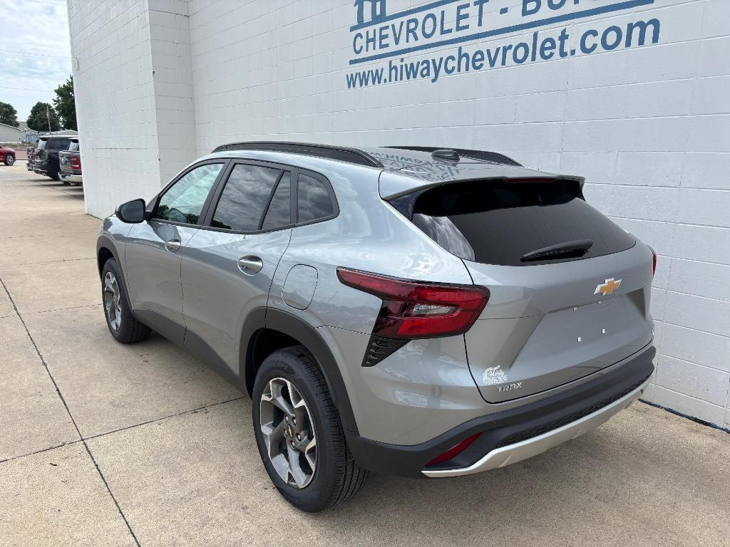 new 2025 Chevrolet Trax car, priced at $25,485