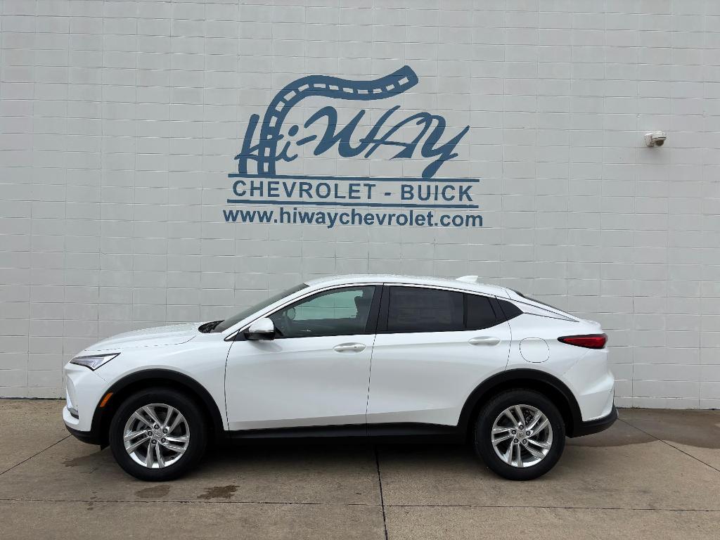new 2025 Buick Envista car, priced at $27,380