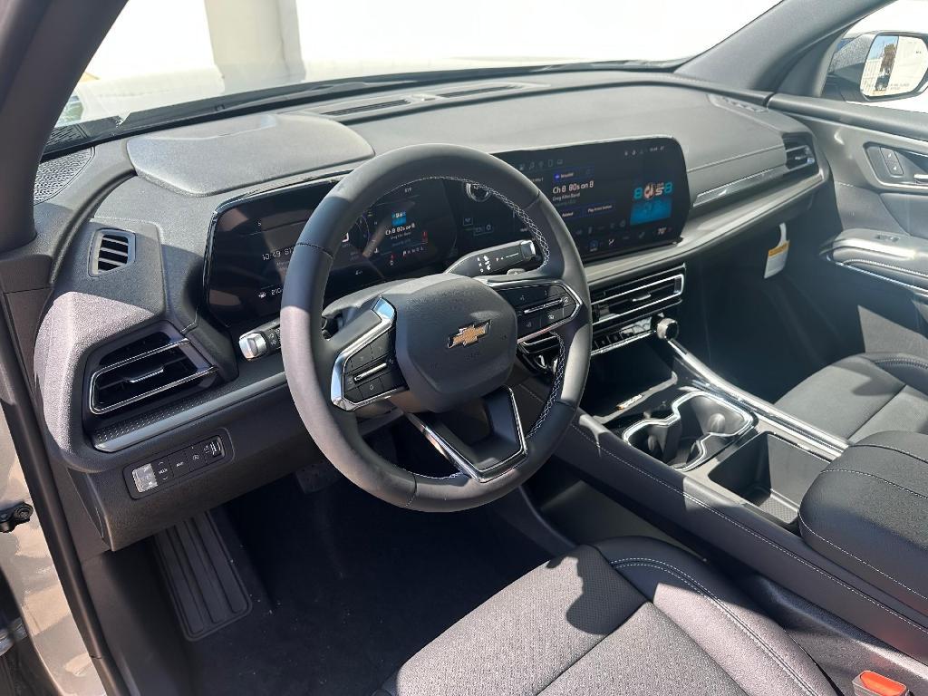 new 2025 Chevrolet Traverse car, priced at $48,545
