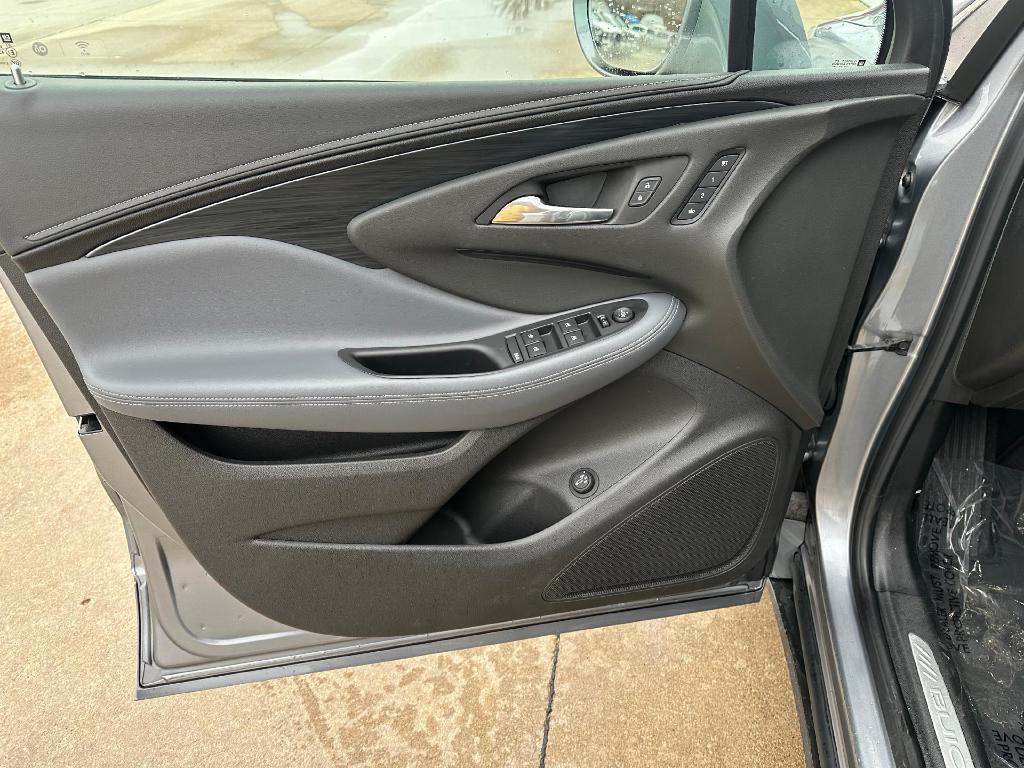 used 2020 Buick Envision car, priced at $21,900