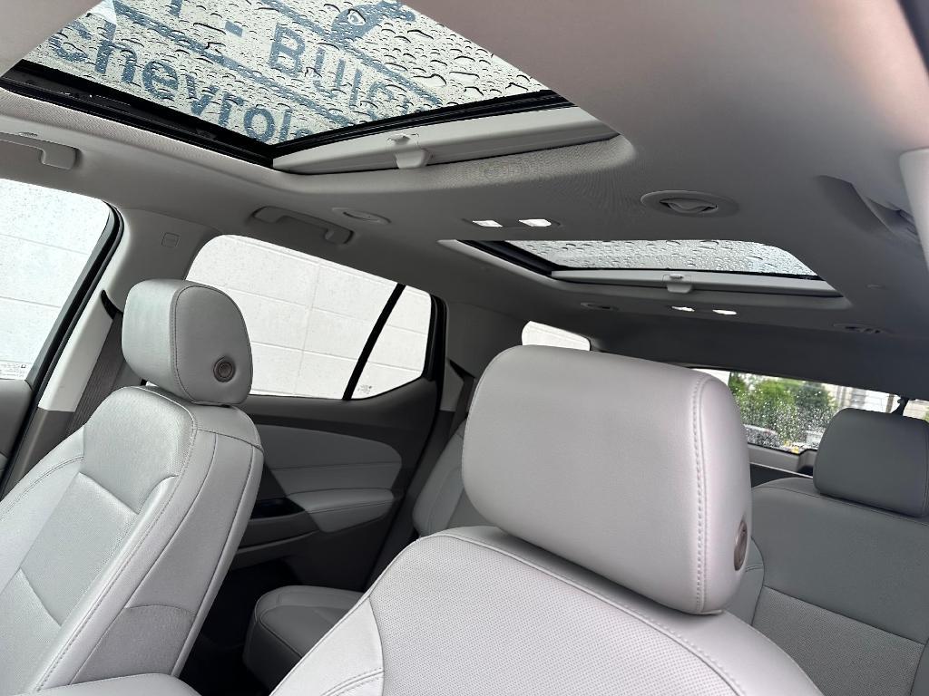 used 2020 Chevrolet Traverse car, priced at $25,900