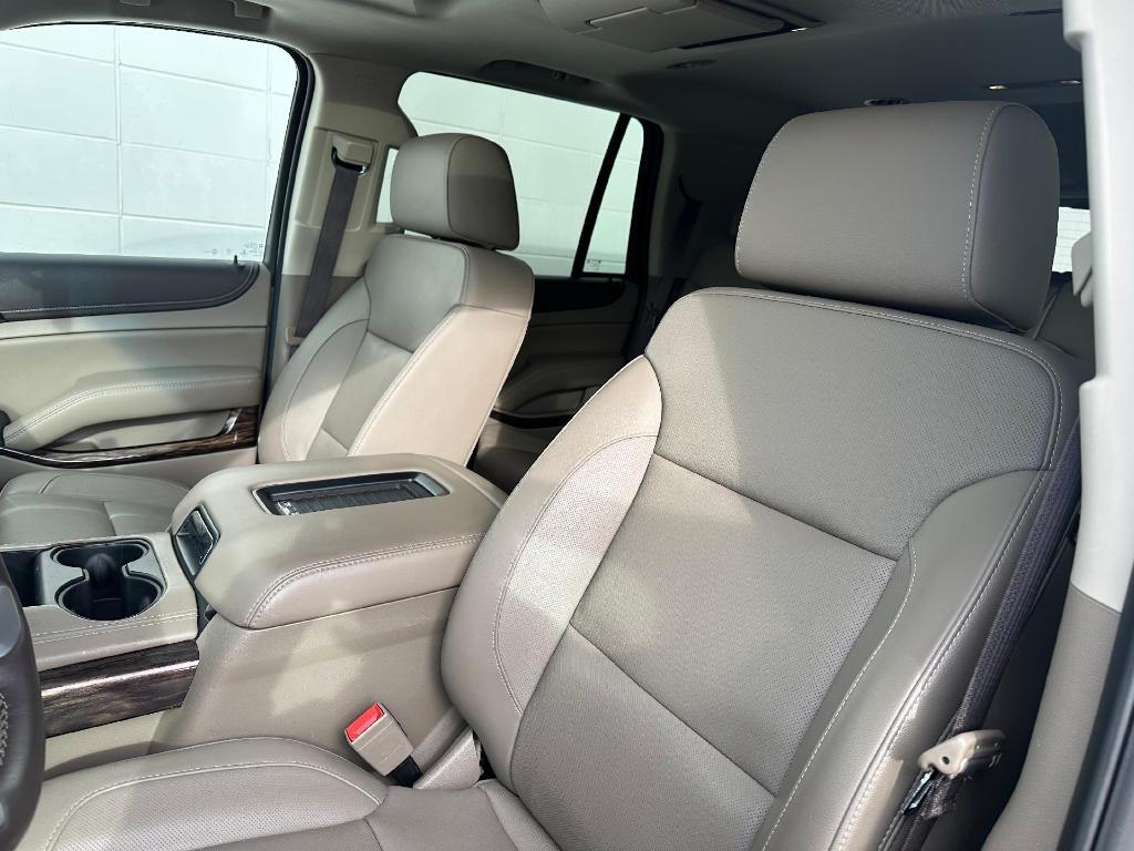 used 2017 GMC Yukon car, priced at $26,900