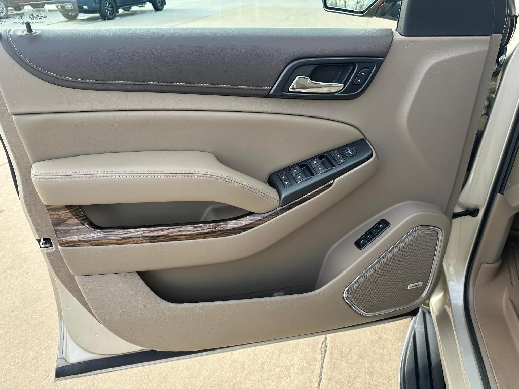 used 2017 GMC Yukon car, priced at $26,900