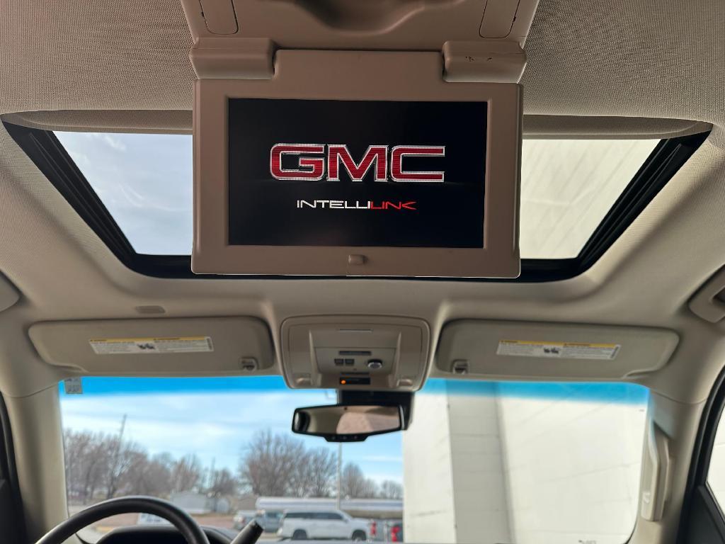 used 2017 GMC Yukon car, priced at $26,900