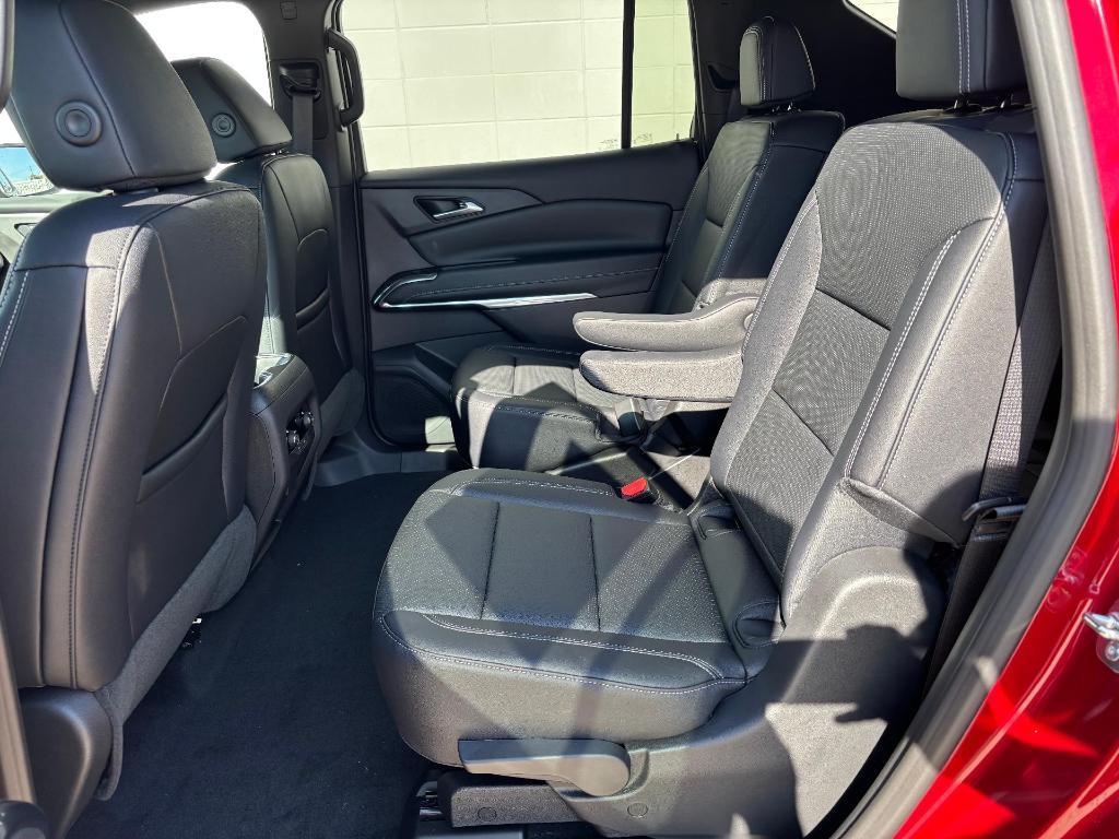 new 2026 Chevrolet Traverse car, priced at $47,415