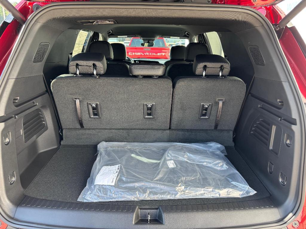 new 2026 Chevrolet Traverse car, priced at $47,415